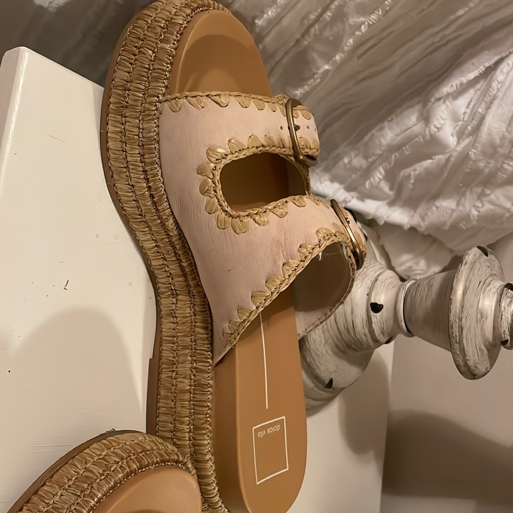 Dolce Vita Cream and Tan Sandals - Picture 5 of 8